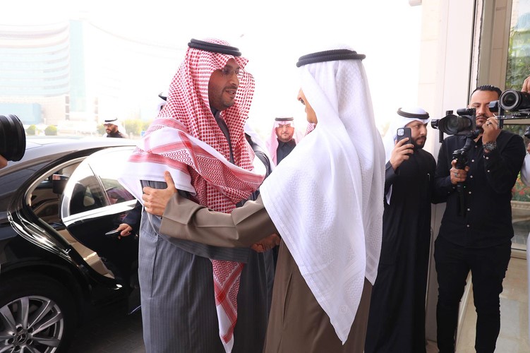 الشيخ ثامر الجابر مرحبا بصاحب السمو الملكي الأمير تركي بن محمد