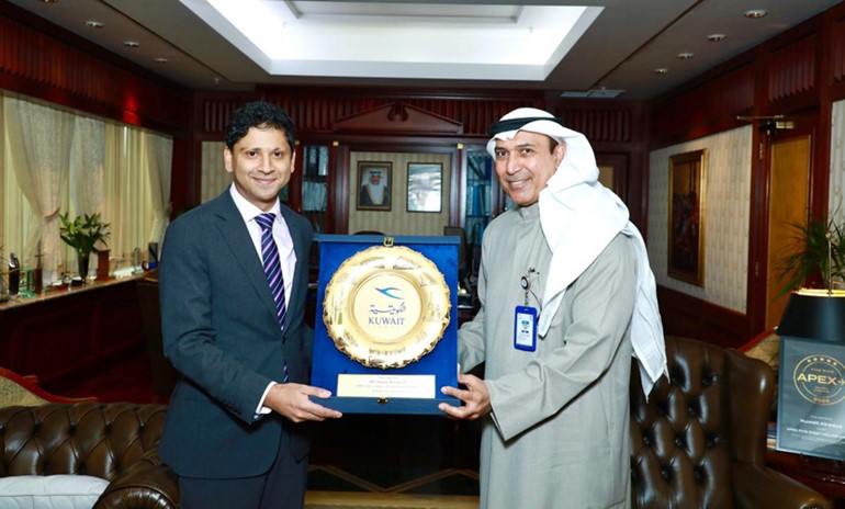  الكويتية تبحث تعزيز التعاون مع الشركات البريطانية في قطاع النقل الجوي