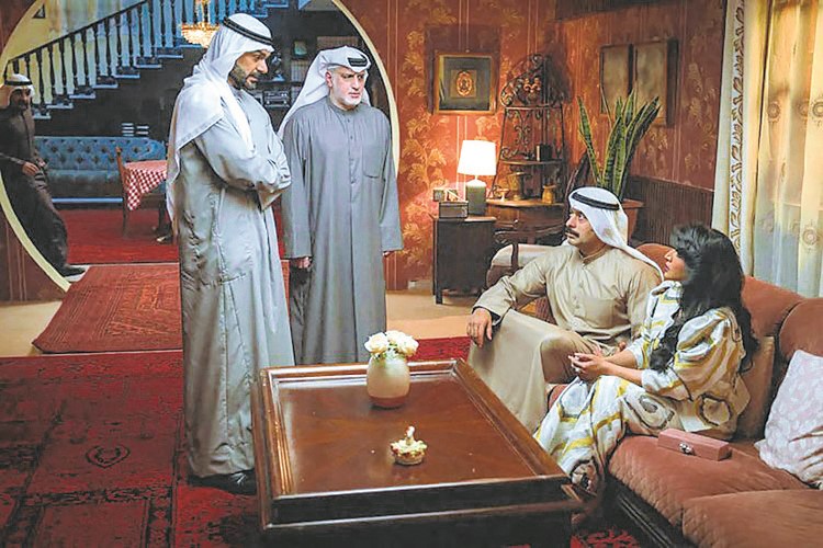 بثينة وحسين المهدي وخالد العجيرب وعبدالله بهمن في مشهد من سدف