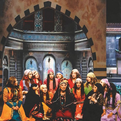 موصللي في مشهد من عرس مطنطن