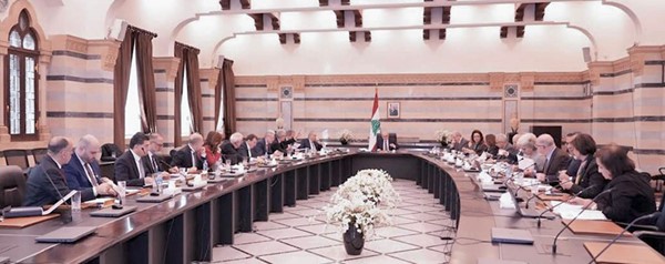 رئيس الحكومة نواف سلام مترئسا جلسة للحكومة في السرايا (محمود الطويل)