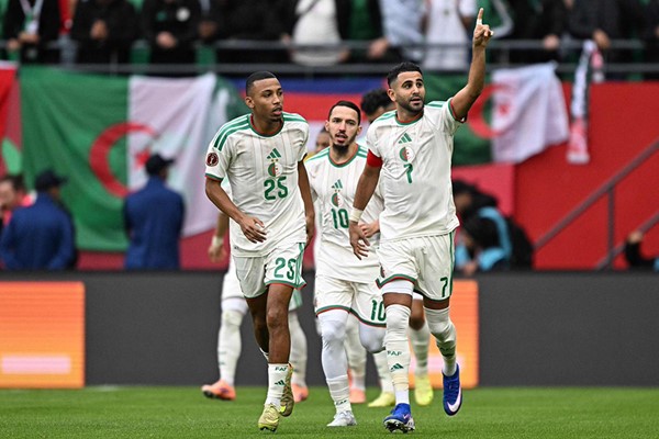 مدرب الجزائر يحذّر من قوة بوركينا فاسو: فريق متماسك ومنظم