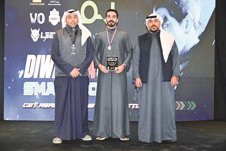 حضور كبير في فعالية كأس الكويت الوطني للرياضة الإلكترونية الأولى