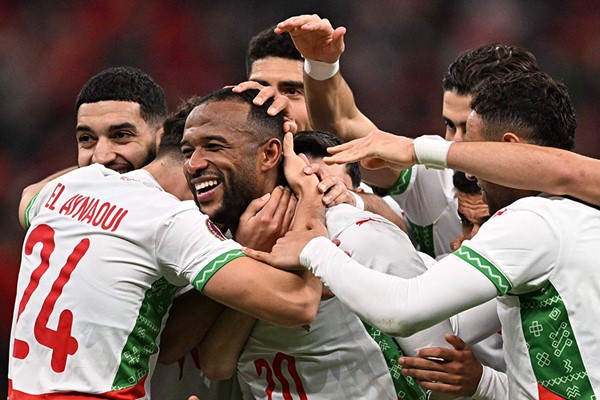 المغرب تفوز على زامبيا بثلاثية.. وتتأهل لثمن نهائي "أمم أفريقيا"