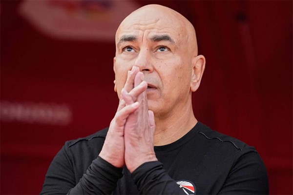 حسام حسن أبدى رضاه عن لاعبيه .. لا أهتم بالمشككين