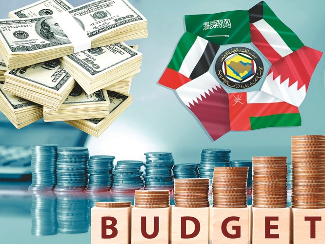 «فيتش» تتوقع أداءً إيجابياً لاقتصادات الخليج في 2026