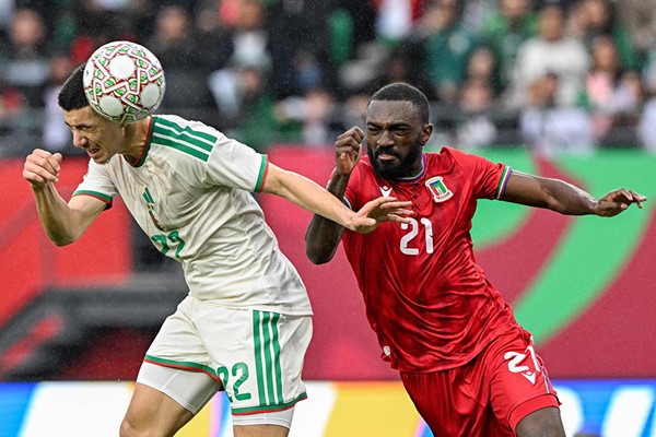 الجزائر تفوز على غينيا الاستوائية.. وتضرب موعداً قوياً مع الكونغو الديموقراطية في ثمن نهائي كأس أمم أفريقيا