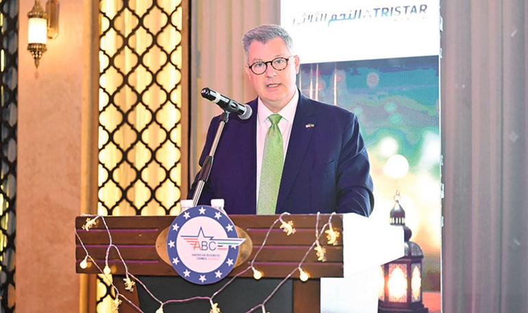 القائم بالأعمال الأميركي ستيفن بتلر
