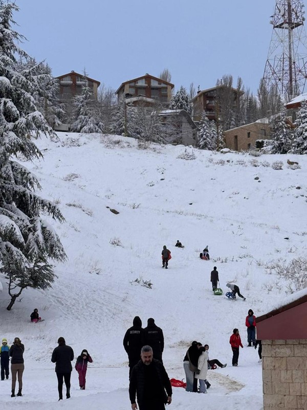 انفراج مناخي يخفف من وطأة الأزمات المائية غزارة الأمطار والثلوج تعيدان الأمل إلى لبنان