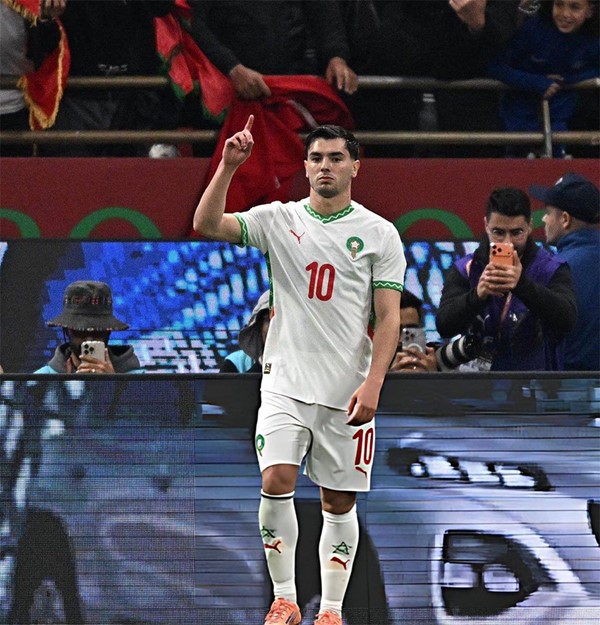 يتقدمهم الشناوي ودياز ومحرز... 5 عرب ضمن تشكيلة دور مجموعات أمم أفريقيا