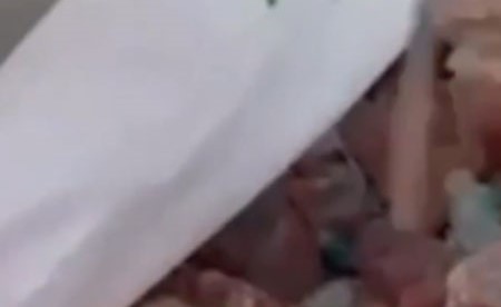 بالفيديو.. «الداخلية»: ضبط مستودع بالشويخ يستخدم في تخزين وترويج لحوم فاسدة وغير صالحة للاستهلاك الآدمي