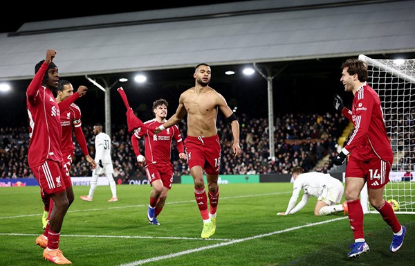 ليفربول يواصل النزيف بالسقوط في فخ التعادل أمام فولام