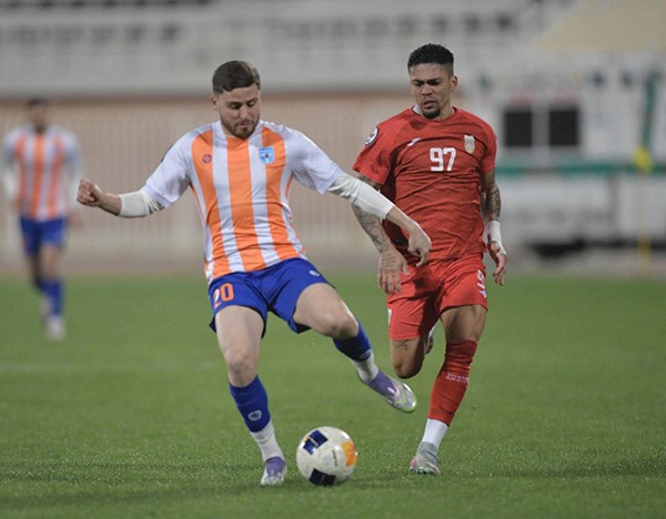 الصليبخات بعشرة لاعبين إلى الدور ربع النهائي لكأس سمو ولي العهد