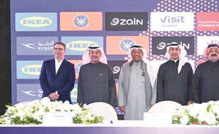 «السوبر الفرنسي».. حجز تذاكر المباراة وصل 90% وأوبريت غنائي بالعربية والفرنسية.. وجوائز قيِّمة للجماهير