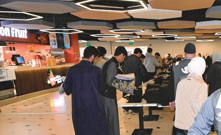 «نماء»: توزيع الكسوة على 400 عامل بجامعة الكويت