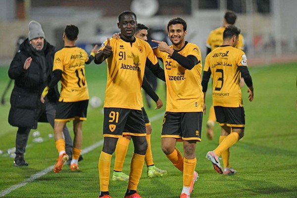 القادسية يضرب موعداً مع العربي في ربع نهائي كأس سمو ولي العهد