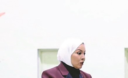 طلبة الصف الثاني عشر اختتموا امتحانات الأسبوع الأول