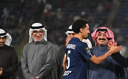 اليوسف يثني على العمل الكبير الذي قامت به اللجنة المنظمة العليا وحرصها على إنجاح كأس السوبر الفرنسي من خلال توفير كل أنواع الدعم والتسهيلات