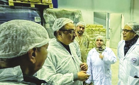 وزير قطاع الأعمال: صناعة الدواء ركيزة أساسية للأمن الصحي ونواصل تحديث الشركات