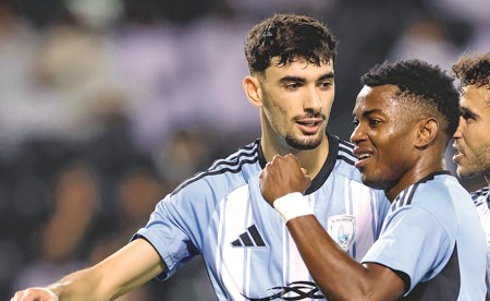 إقبال كبير على تذاكر السوبر «القطري - الإماراتي»