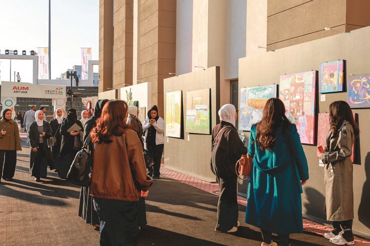 طلبة وخريجو AUM يقدمون مشاريع متميزة في معرض Winterpreneur Fair بنسخته الثانية