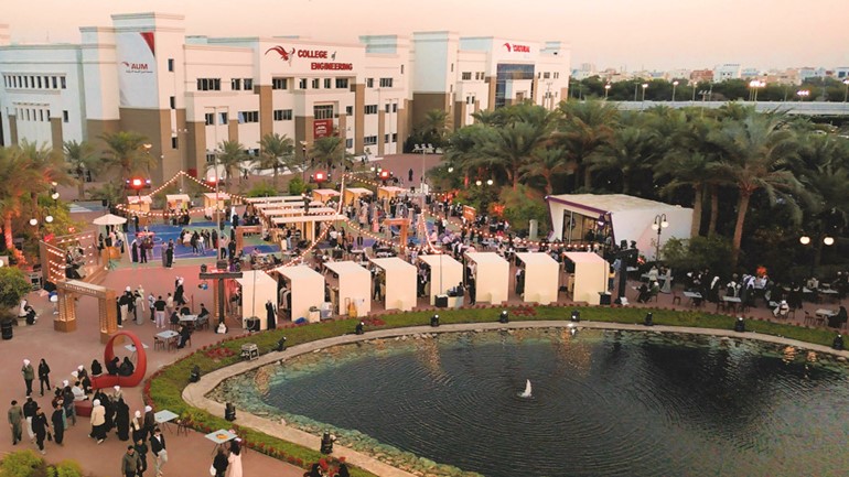 طلبة وخريجو AUM يقدمون مشاريع متميزة في معرض Winterpreneur Fair بنسخته الثانية