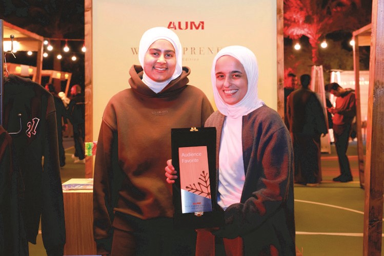 طلبة وخريجو AUM يقدمون مشاريع متميزة في معرض Winterpreneur Fair بنسخته الثانية