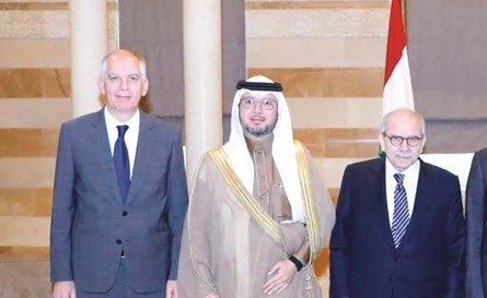 «الخماسية» من السرايا: خطوات لبنان مشجعة في حصر السلاح