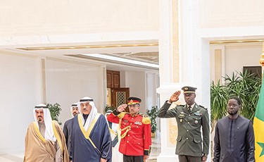 بالفيديو.. الأمير ورئيس السنغال بحثا القضايا المشتركة والمستجدات الإقليمية والدولية