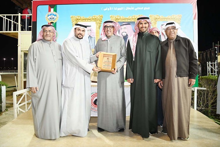  سحاب بطلا لكأس مربط النوادر ومنافسة قوية في التاج الثلاثي 