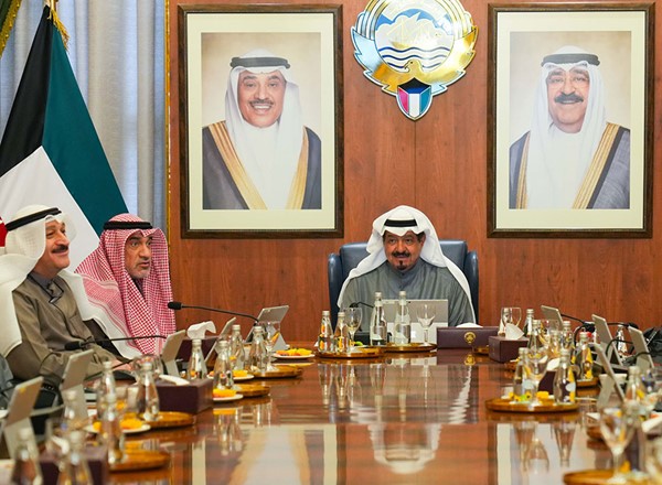 مجلس الوزراء اعتمد محضر اللجنة العليا لتحقيق الجنسية الكويتية والمتضمن حالات فقد وسحب الجنسية من بعض الأشخاص
