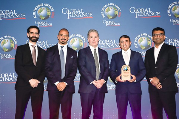 جوائز بوبيان العالمية والإقليمية تؤكد ريادته المصرفية وتصاعد نموه التشغيلي