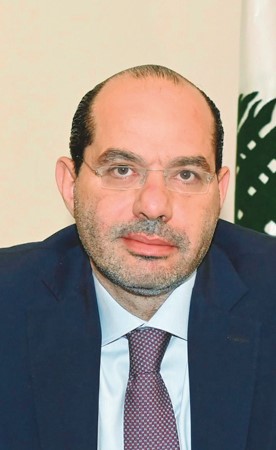 النائب حسن مراد لـ «الأنباء»: هيبة الدولة تستعاد بسحب السلاح وانتشار الجيش