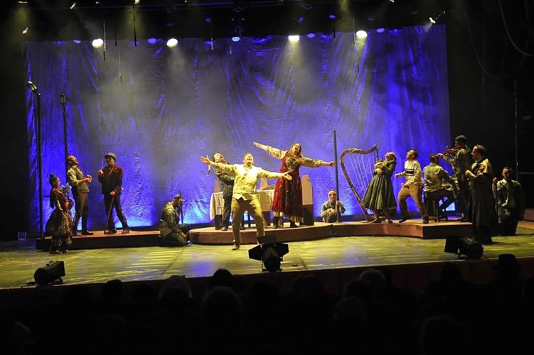 مسرحية الهاربات التونسية تفوز في مهرجان المسرح العربي بدورته الـ16بالقاهرة