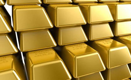 الذهب يتماسك عقب تراجع ملحوظ مغلقاً عند 4595 دولاراً للأونصة نهاية تداولات الأسبوع الماضي