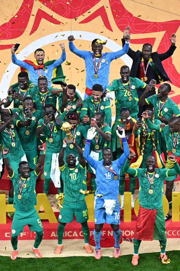 بطولة أمم أفريقيا انتهت بكثير من الجدل.. هل استحق منتخب السنغال اللقب؟
