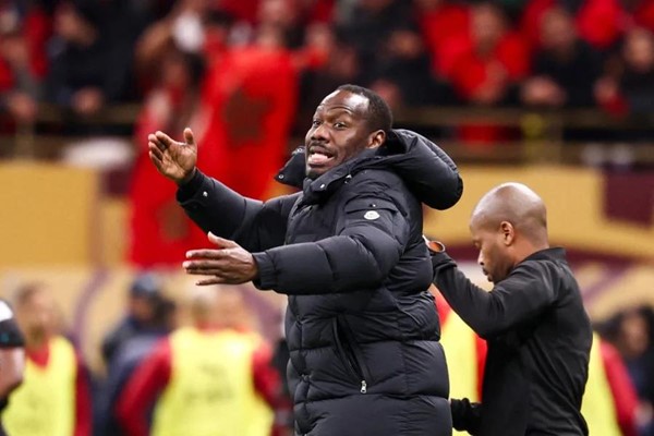 نهائي كأس الأمم الإفريقية.. «الكاف» يدين أحداث الشغب ويتوعد بمعاقبة المتورطين فيها