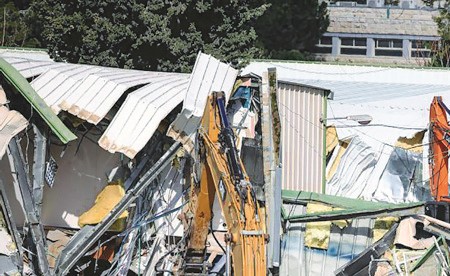 إسرائيل تهدم مباني لـ«أونروا» بالقدس وترفض دخول لجنة «التكنوقراط» الفلسطينية لغزة