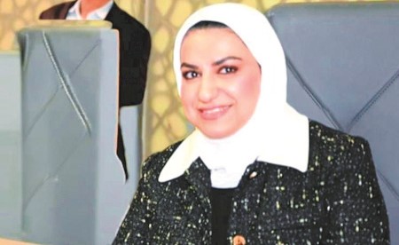 إيمان العنزي لـ «الأنباء»: تحديث اللوائح المنظمة للعمل الخيري والتطوعي وتفعيل الشراكات مع القطاع الخاص