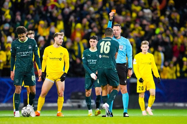 بودو جليمت النرويجي يحقق فوزاً تاريخياً على مان سيتي في دوري أبطال أوروبا