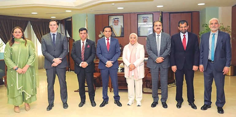 العوض: تنويع السلع الغذائية أمام المستهلكين