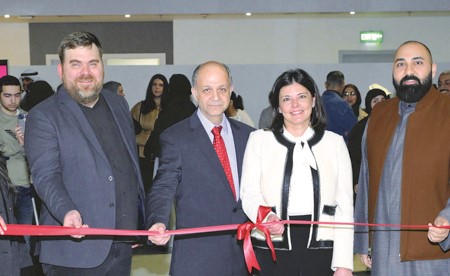 الجامعة الأمريكية: معرض مشاريع التخرج في التصميم الجرافيكي يحتفي بإبداعات الخريجين