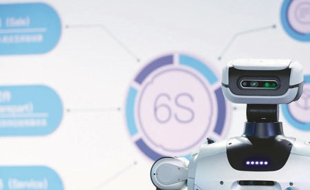 باحثون صينيون يطورون روبوتاً لجراحة العين