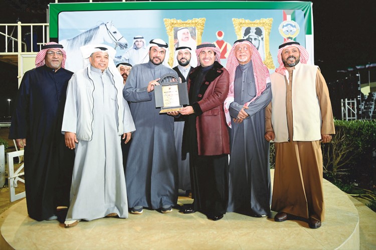  صياح و المقام يقتنصان كأسي السلمان في نادي الصيد