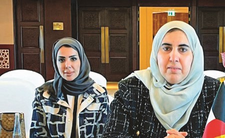 وكيلة «المالية» استعرضت تجربة الوزارة بتنويع الإيرادات.. وقوة الصندوق السيادي