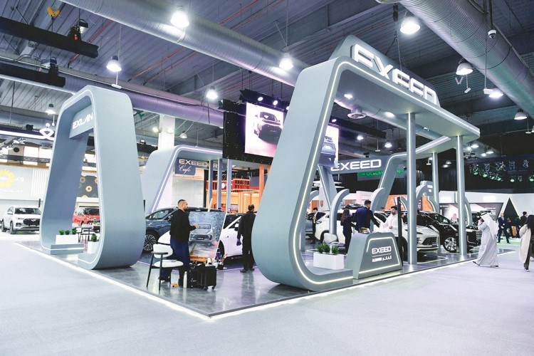  إكسيد الغانم تطلق طرازي MX و VX PHEV الجديدين في معرض السيارات