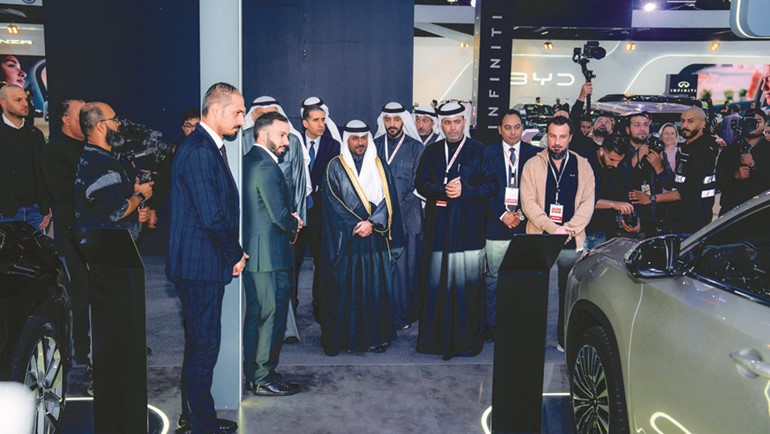  إكسيد الغانم تطلق طرازي MX و VX PHEV الجديدين في معرض السيارات