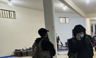 "الداخلية" السورية تتسلم سجن الأقطان في الرقة من "قسد" وتباشر فحص أوضاع النزلاء