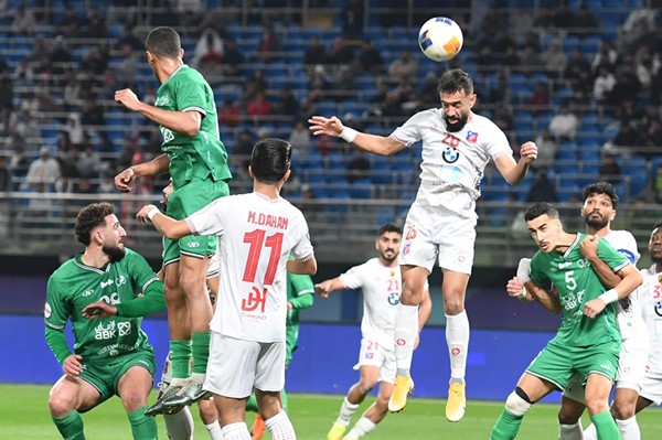 الكويت يهزم العربي بهدف ويبتعد بالصدارة