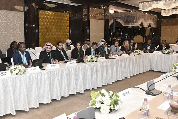 المشعان: الفضاء الرقمي بيئة خصبة للترويج للتنظيمات الإرهابية وتمويلها وتجنيد الأفراد